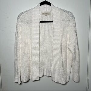 Loft M Ribbed White 3/4th Sleeve Waist Skimming Cardigan